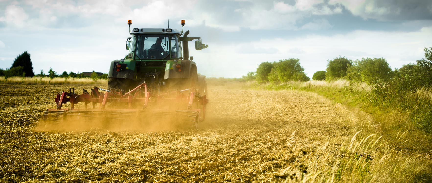 Leica Geosystems Agriculture Solutions - High Precision Farming - Machinery Guidance